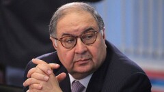Алишер Усманов контроль над долей в Mail.ru Group передал менеджменту компании