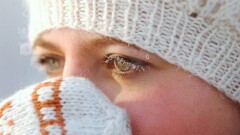 В Семее женщина четыре часа пролежала на улице в 30-градусный мороз