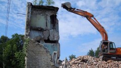 На улице Жибек Жолы в Алматы чиновники насчитали 78 незаконно построенных объектов 
