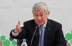 Аким Сапарбаев призвал китайцев уважать казахский язык
