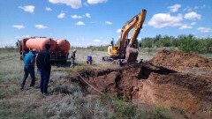 Из-за аварии на коллекторе в Уральске около 120 тысяч человек остались без воды