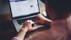 На eGov.kz теперь можно заказать водительское удостоверение при его утере, истечении срока, смене ФИО