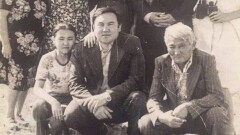 Редкое семейное фото Назарбаева нашёл в старом альбоме павлодарец