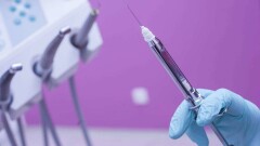 У анестезиолога, после укола которой в Караганде умерли двое детей, отозвали сертификат
