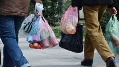 Китай поэтапно вводит запрет на неразлагаемые пакеты и одноразовые пластиковые трубочки