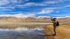 Фотографии из Казахстана украшают железнодорожный вокзал Шадринска