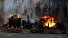 В Венесуэле провалилась попытка военного мятежа. В столице начались беспорядки