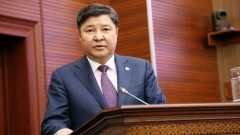 Жакип Асанов ответил на три вопроса читателей Informburo.kz