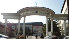 ЦГКБ №12 в Алматы, где коронавирусом заразились 37 медиков, полностью закрыта на карантин