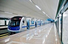 После стрельбы в Алматы в метро досконально досматривают пассажиров 