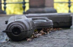 400 человек подрались на кладбище в Москве, трое погибло 