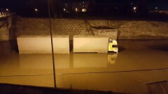 В Семее после ливня парализовало движение автотранспорта 