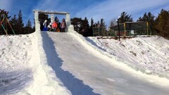 12-летняя девочка погибла, катаясь на горке в Костанайской области