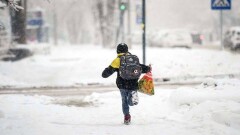 В Астане и пяти областях страны отменили занятия из-за морозов