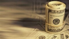 Курс доллара вновь приблизился к отметке в 384 тенге на бирже