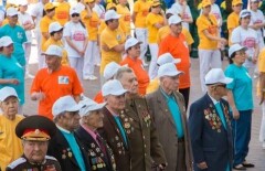 В Алматы ветеранам посвятили флэшмоб