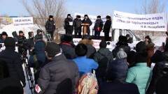 В Астане предприниматели устроили митинг против "Нурбанка"