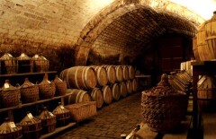 Запасы коньяка Гитлера найдены в старинном замке