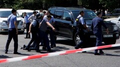 Семьи умерших от ран алматинских полицейских получат по 10 млн тенге