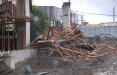 В Караганде рухнуло строящееся здание торгового дома 