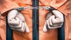 В Актобе за пытки осудили четверых полицейских