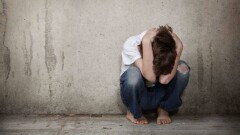 Мама 7-летнего мальчика из ЮКО требует не проводить без неё никаких следственных действий