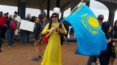 В Нью-Йорке впервые прошёл русскоязычный гей-парад с представителями Казахстана
