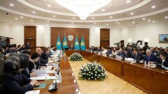 Президент Қорғаныс министріне қатаң сөгіс берді. Үкімет отырысы қалай өтті?