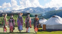 "Ұлы дала" III гуманитарлық ғылымдар форумы: Түркі халықтарының саны мен тілдерінің халі қалай?