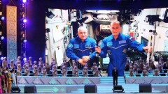 Космонавты МКС вышли на связь с посетителями ЭКСПО
