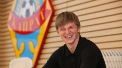 Назначена дата встречи Аршавина и журналиста, проигравшего в пари свои волосы