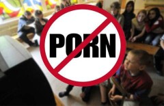 Родители пожаловались на учительницу из ВКО за показ порно на уроке