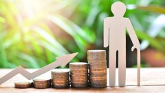 В ЕНПФ на минимальную пенсию накопили 0,9% граждан. Стоит ли откладывать на старость?