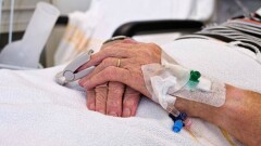 Врачи Экибастуза отказывались госпитализировать ветерана труда с туберкулёзом
