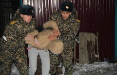 Едва принявшие присягу гвардейцы задержали грабителя в ВКО