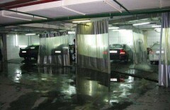 Владельца столичной автомойки накажут за слив грязи в мусорный контейнер