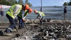 В Усть-Каменогорске приняли жёсткие меры, чтобы заделать ямы на дорогах