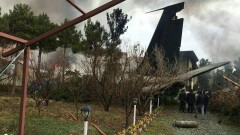 Один человек выжил в разбившемся самолёте в пригороде Тегерана