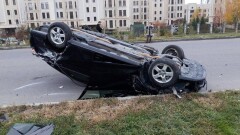 Крутое пике совершил любитель быстрой езды за рулём Toyota в Алматы 