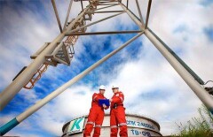 На Карачаганаке 22 человека отравились неизвестным веществом
