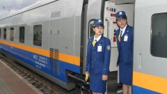 В праздники казахстанцев будут обслуживать дополнительные поезда