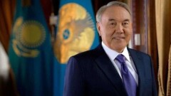 Назарбаев о двойственности власти: Есть один президент, и он главный