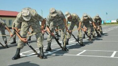 В Актобе солдат сбежал из части из-за тоски по дому