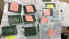 В Алматы сотрудников Центра миграционных услуг подозревают в незаконной легализации иностранцев в РК