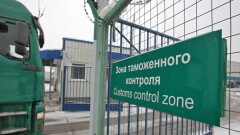 В Астане задержали двух высокопоставленных таможенников