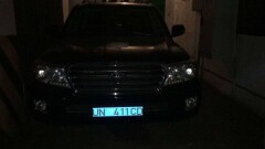 Алматинец разъезжал по городу на внедорожнике с поддельными номерами ООН