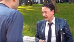 Активист облил министра финансов Молдавии молоком