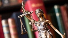 Отец погибшего в ДТП в Риддере парня готов примириться с подсудимым замакима