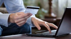 Как работают онлайн-кредиты в Казахстане и почему экономисты видят в них опасность? 