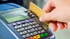Казахстанцы всё больше предпочитают безналичный расчёт